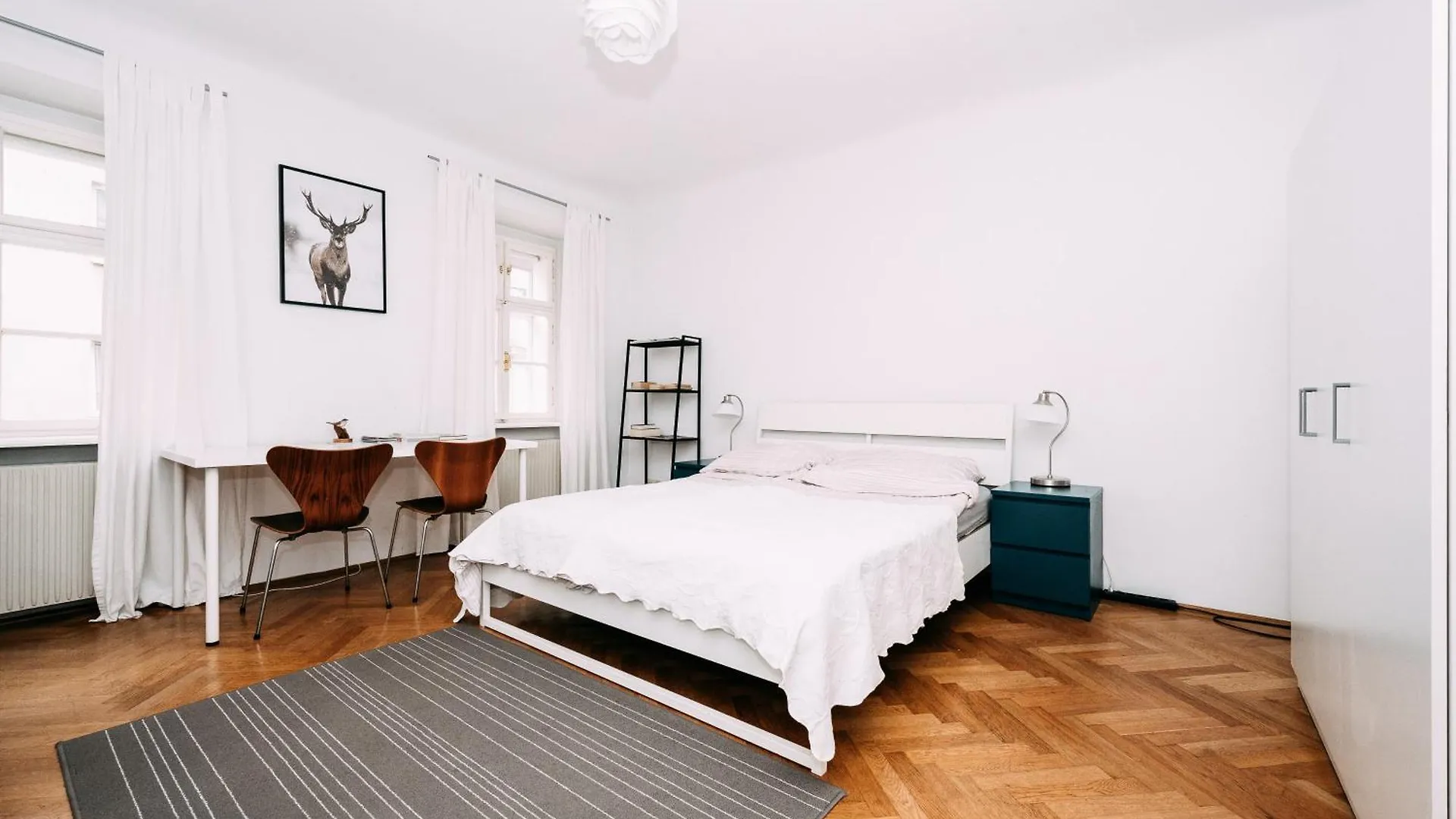 Apartment Vienna Premium Room Naschmarkt II Austria